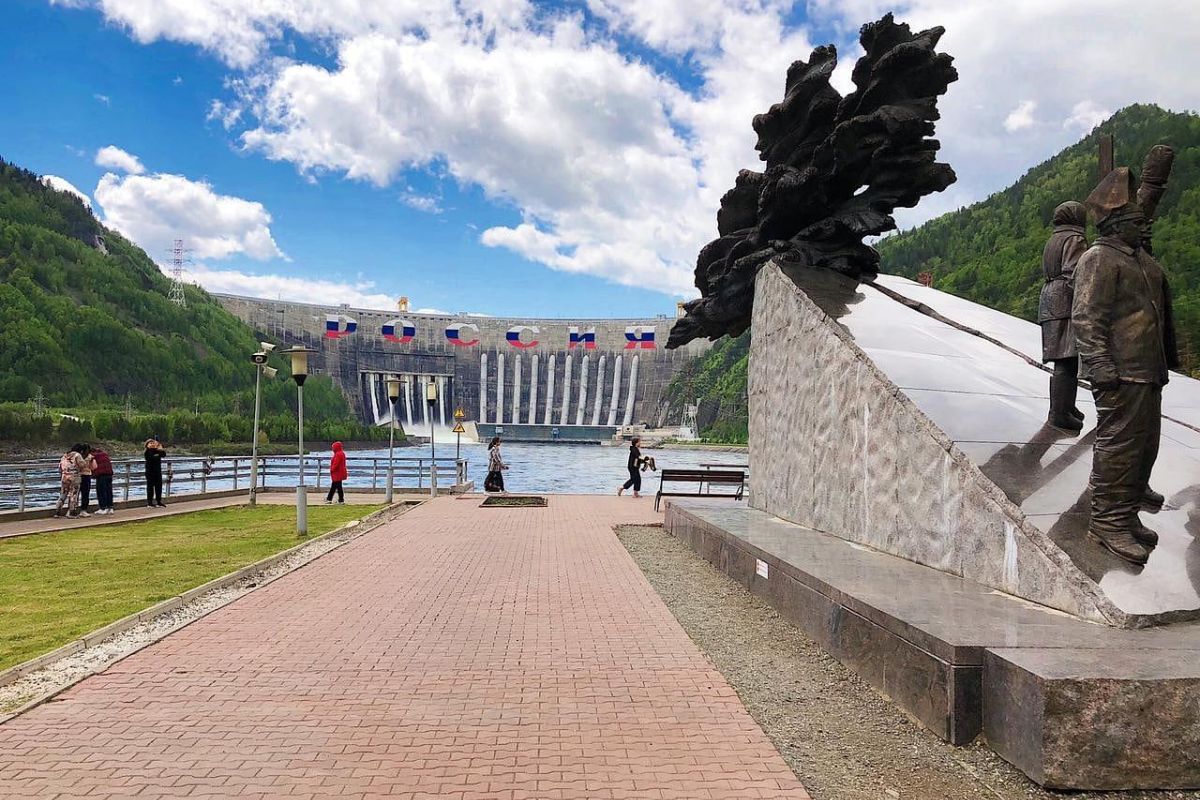 Экскурсия для школьников "Саянские уроки" с музеем Гидроэнергетики