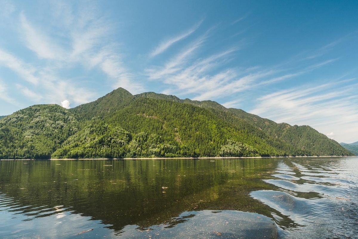 Экскурсия по Саянскому водохранилищу