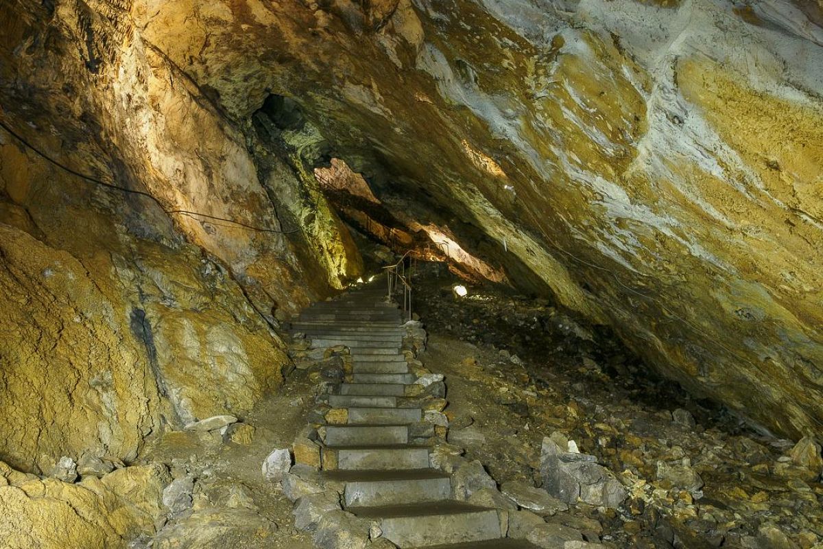 Экскурсия "Бородинская пещера"