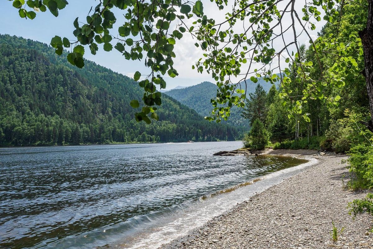 СШГЭС с отдыхом на Енисейском пирсе