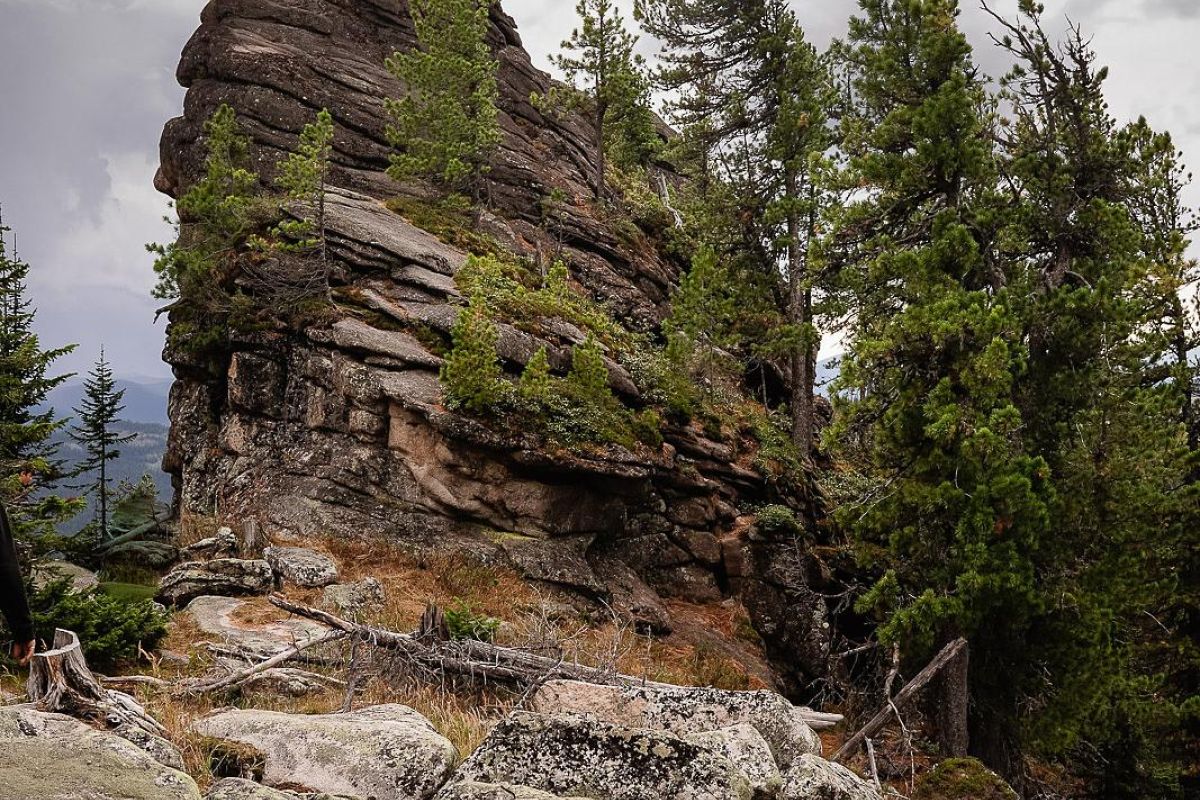 Экскурсия в "Каменный город" природный парк Ергаки