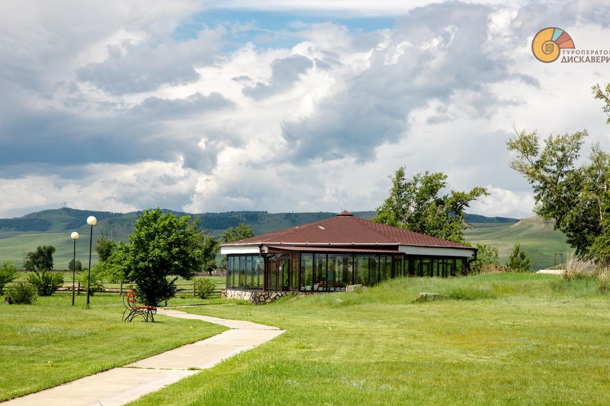 Экскурсия Улуг Хуртуях Тас + Казановка + обед. Места силы Хакасии