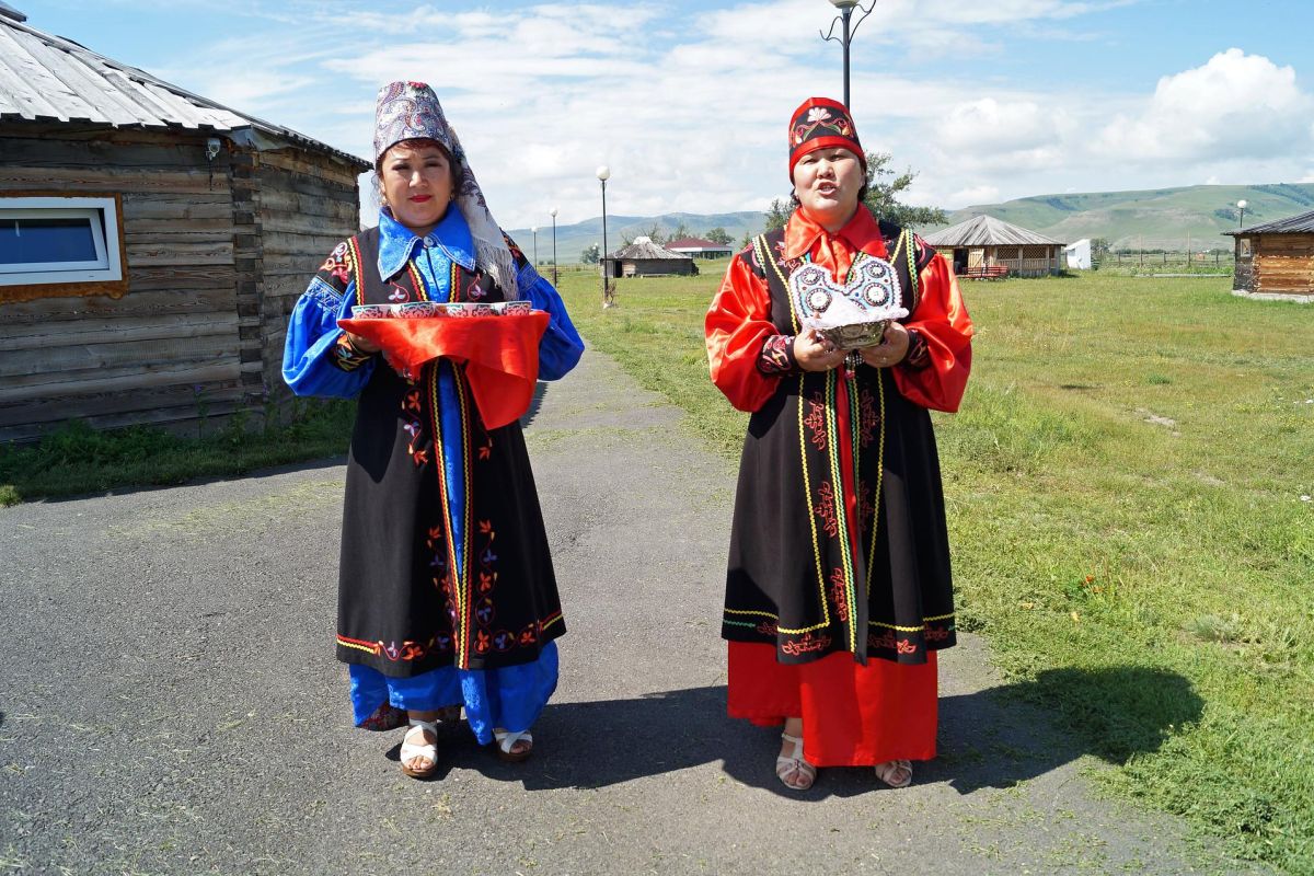 Экскурсия Улуг Хуртуях Тас + Казановка + обед. Места силы Хакасии