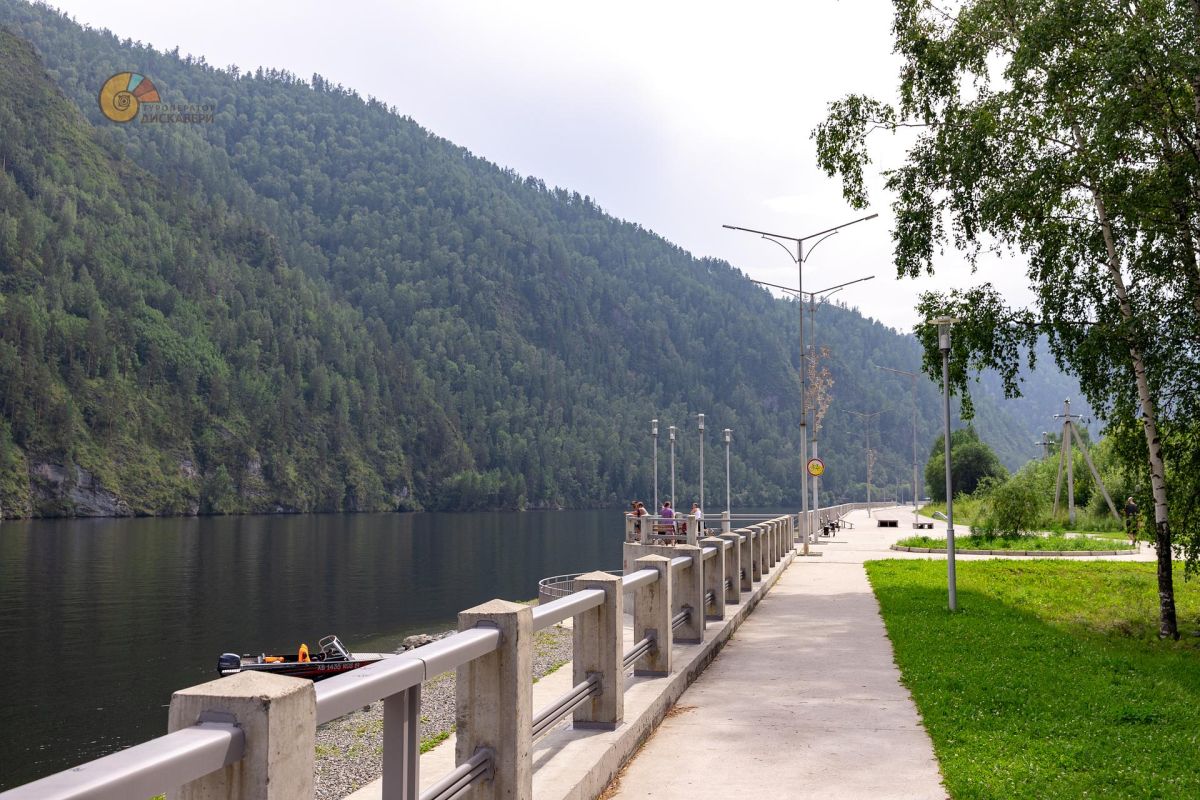 Набережная реки Енисей