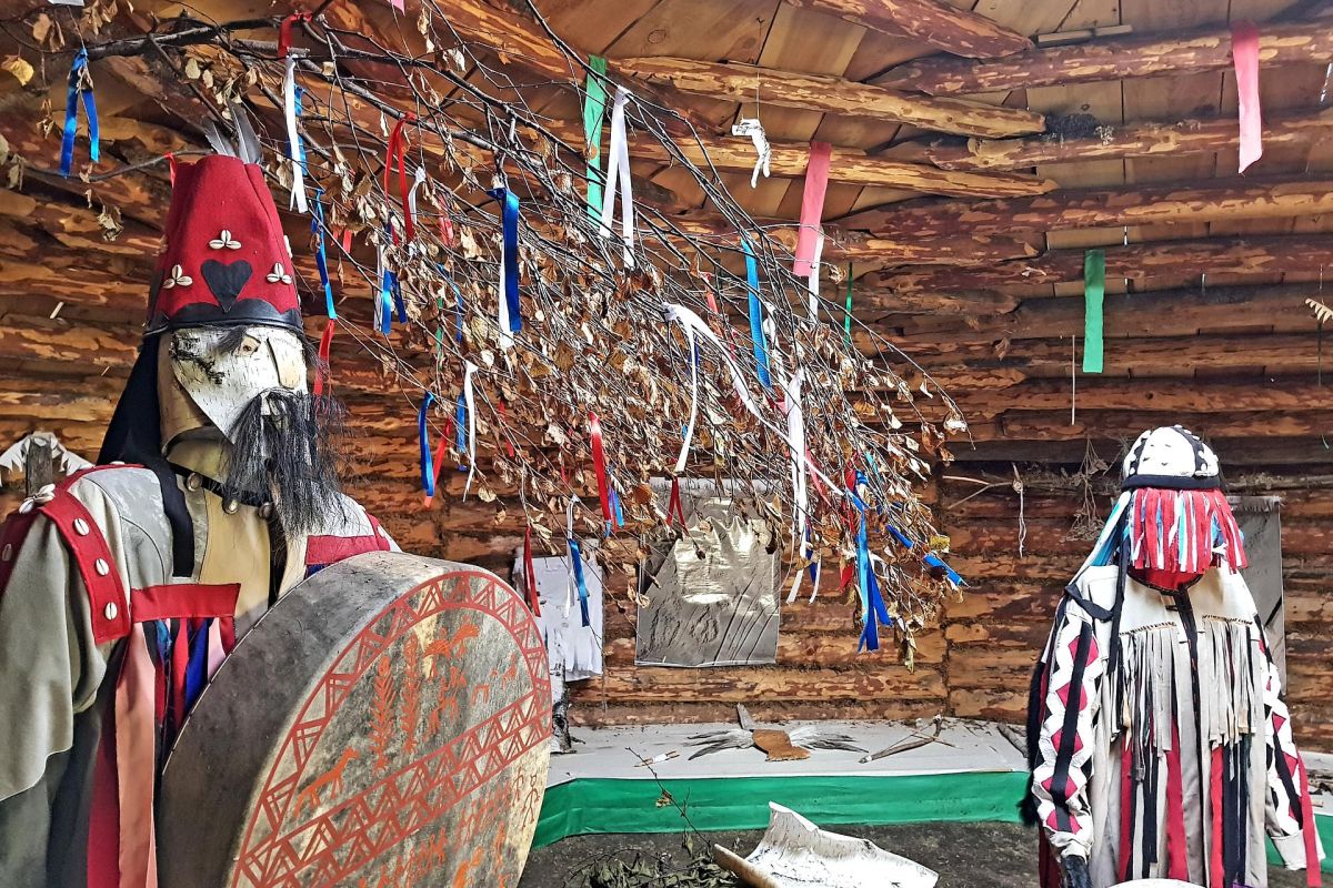 юрта шамана в Казановке 