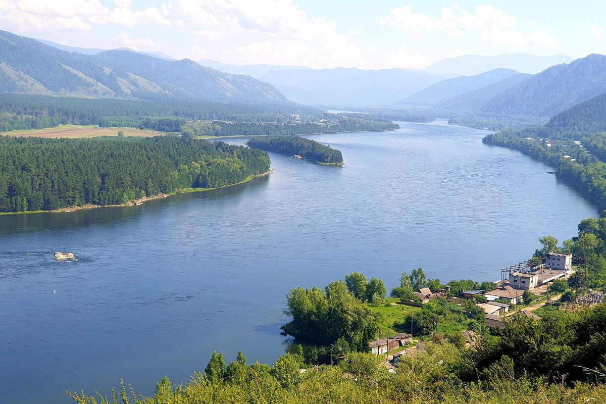 СШГЭС с отдыхом на Енисейском пирсе