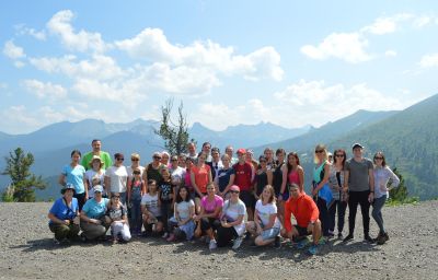 Тур выходного дня в природный парк «Ергаки»: посещение Висячего камня и Каменного города, без рюкзаков