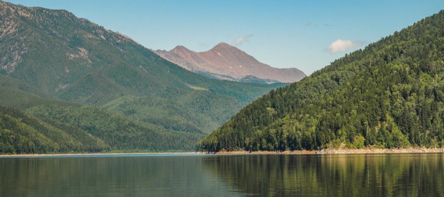 На катере по Саянскому морю - снижение цены на все лето