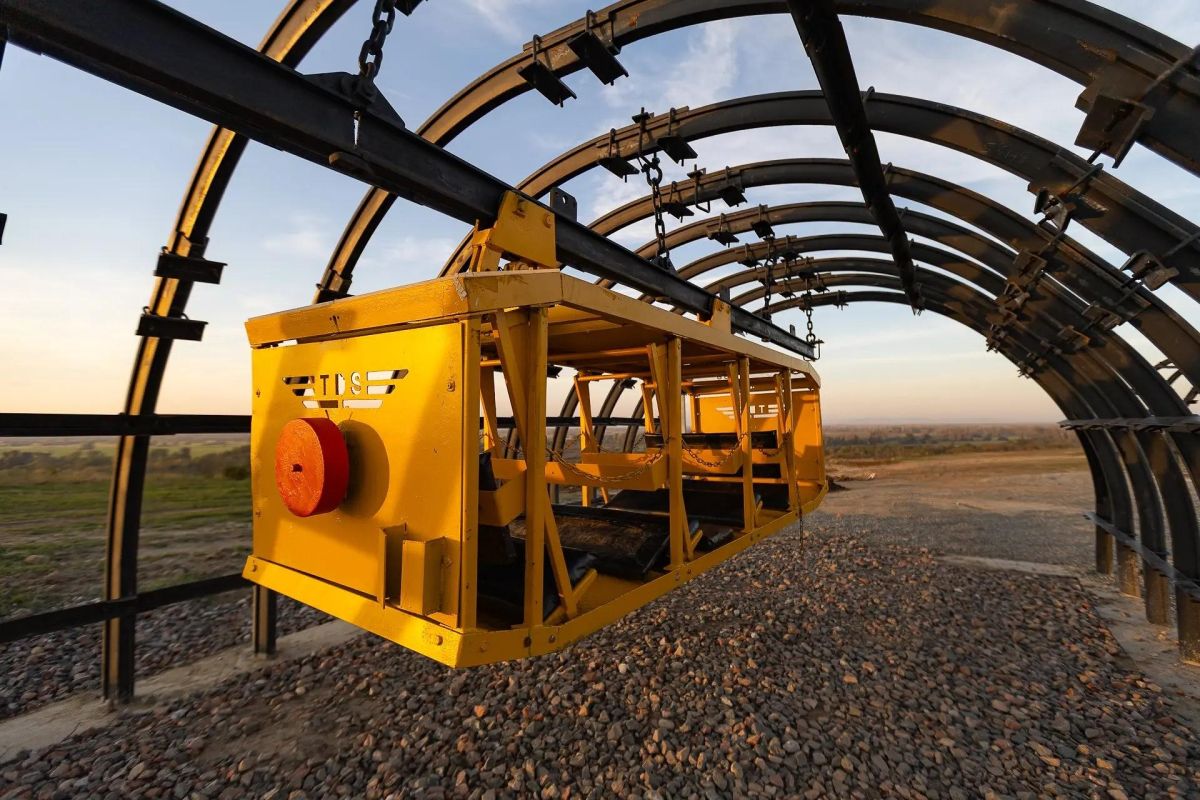 Экскурсия для школьников «Каменный пояс горы Изых»