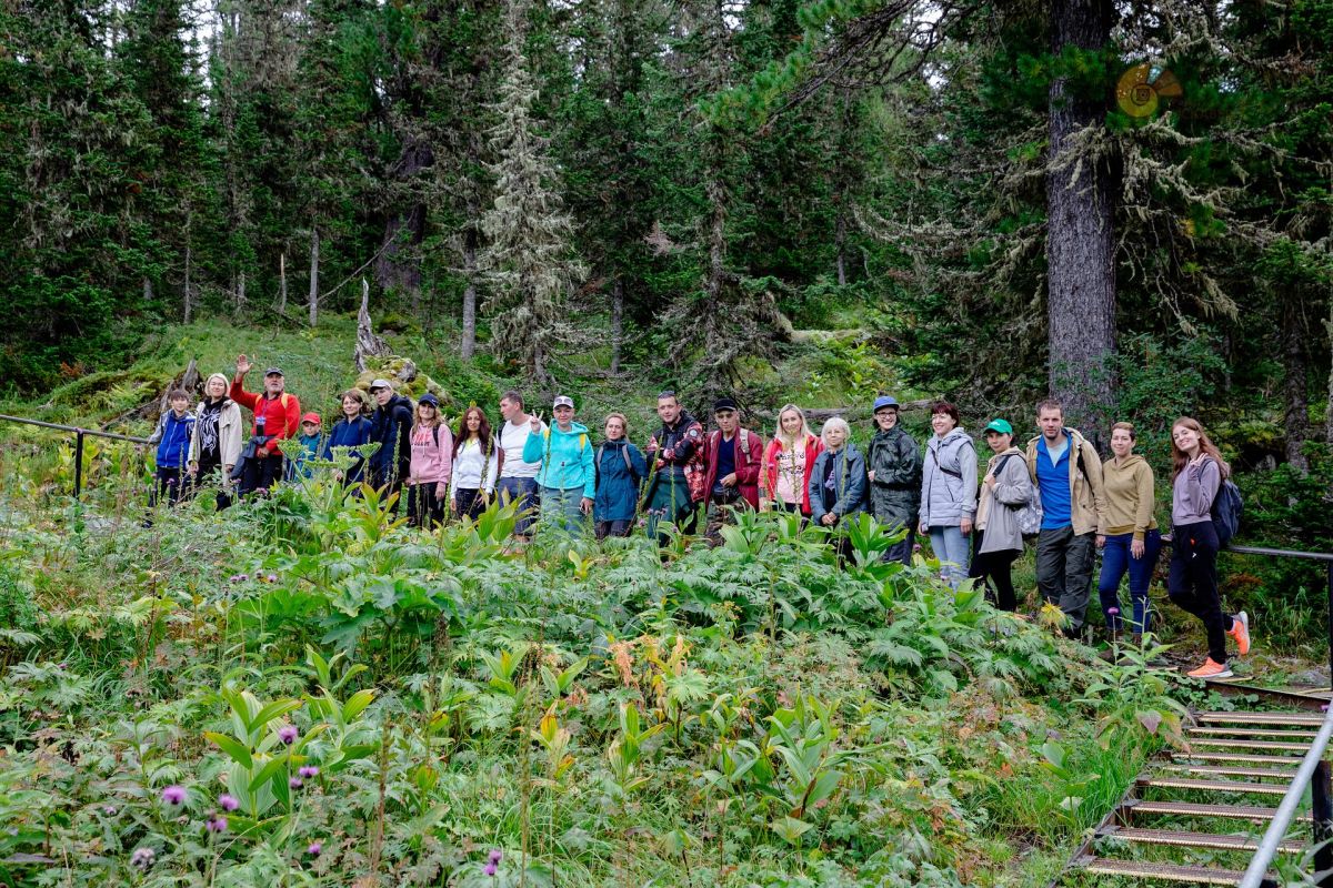 Тур выходного дня в природный парк «Ергаки»: посещение Висячего камня и Каменного города, без рюкзаков
