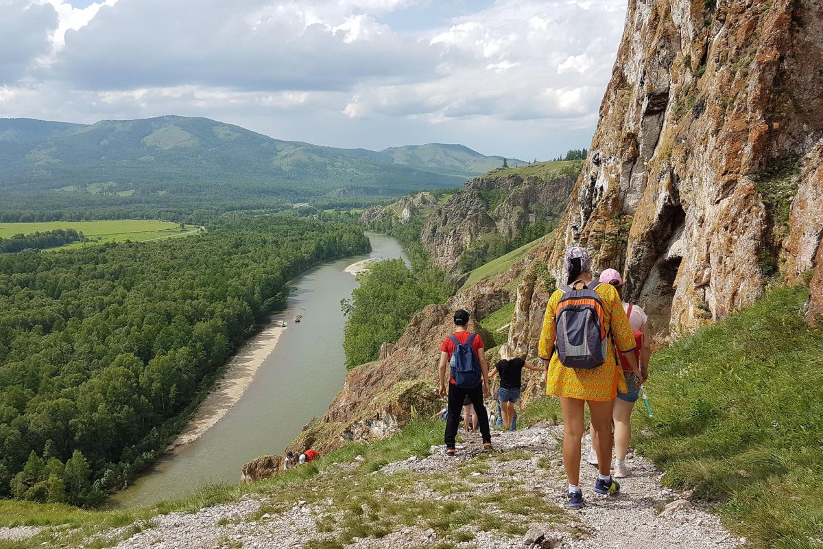 Экскурсия "Тропа предков", маршрут по берегу реки Белый Июс