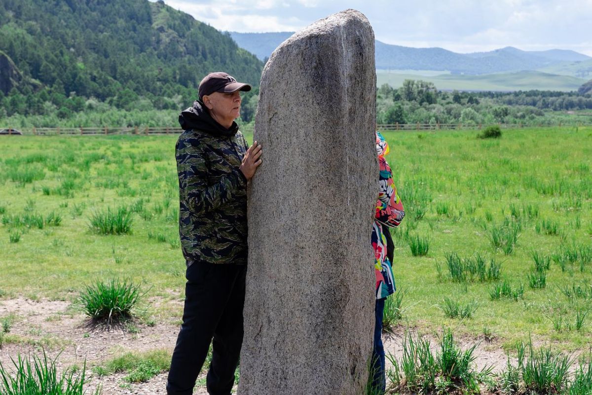 Экскурсия Улуг Хуртуях Тас + Казановка + обед (Места силы Хакасии)