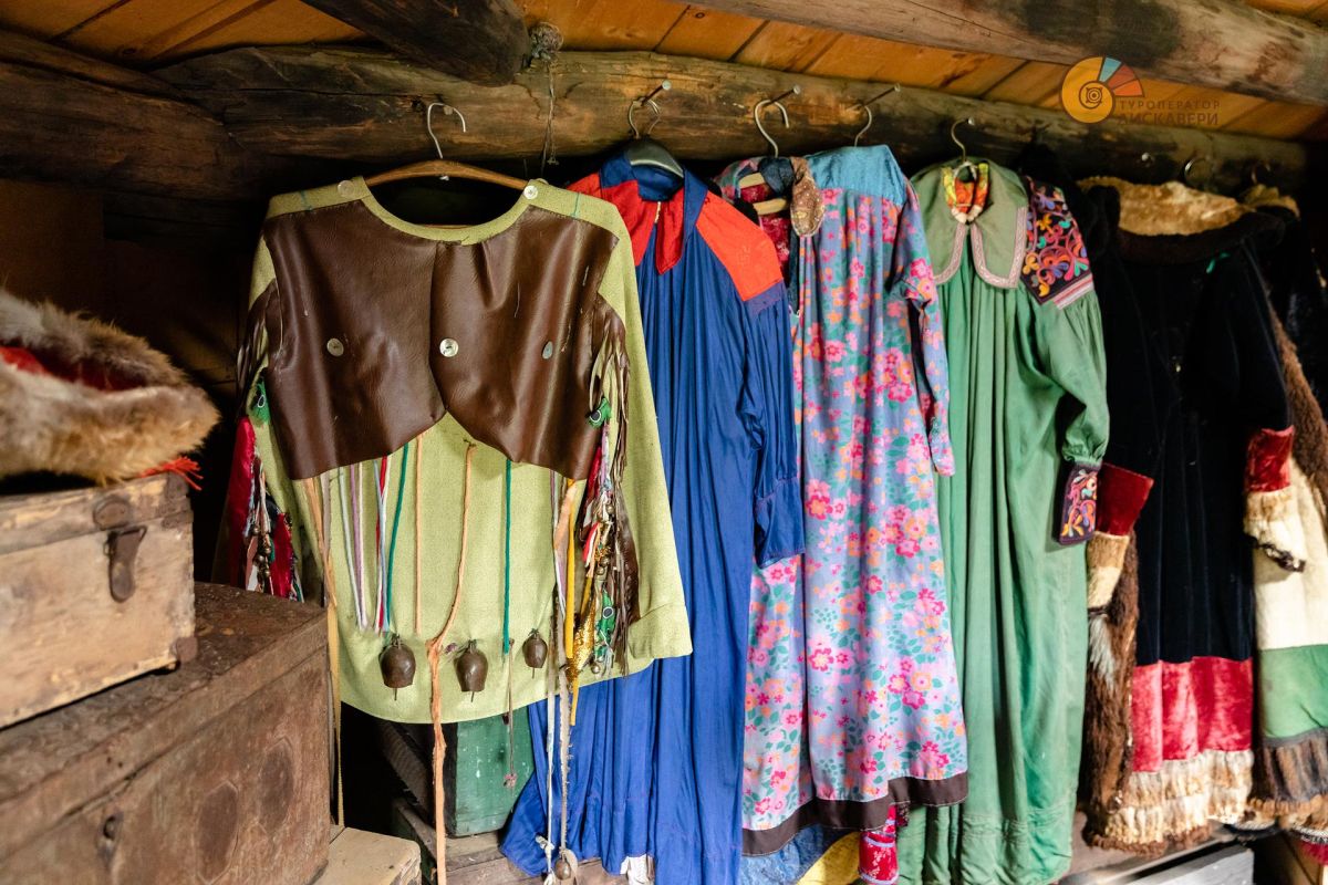 Экскурсия Улуг Хуртуях Тас + Казановка + обед (Места силы Хакасии)