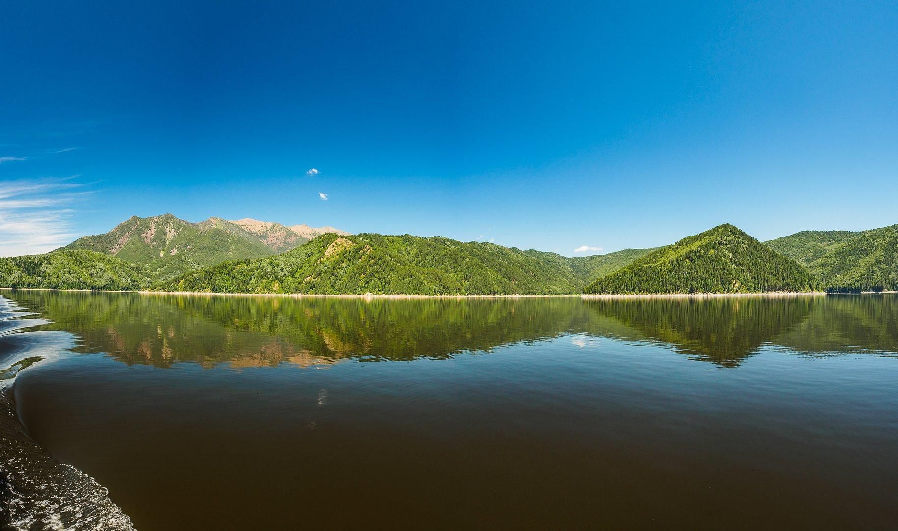 Экскурсия по Саянскому водохранилищу