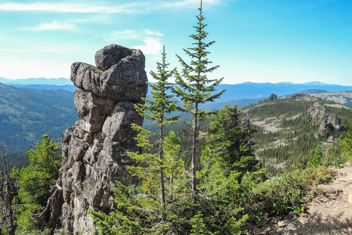 Экскурсия в "Каменный город" природный парк Ергаки